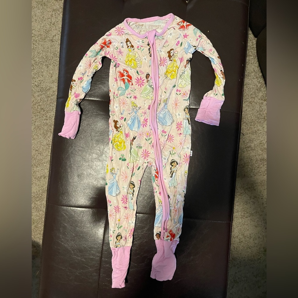 LITTLE SLEEPIES X DISNEY Girl Pjs - size 6-12 month